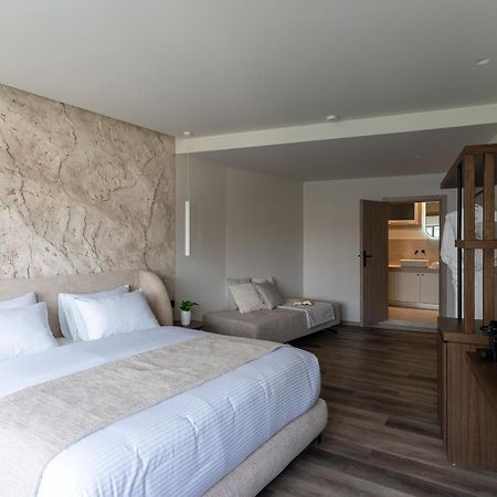 Athens Design Suites Extérieur photo
