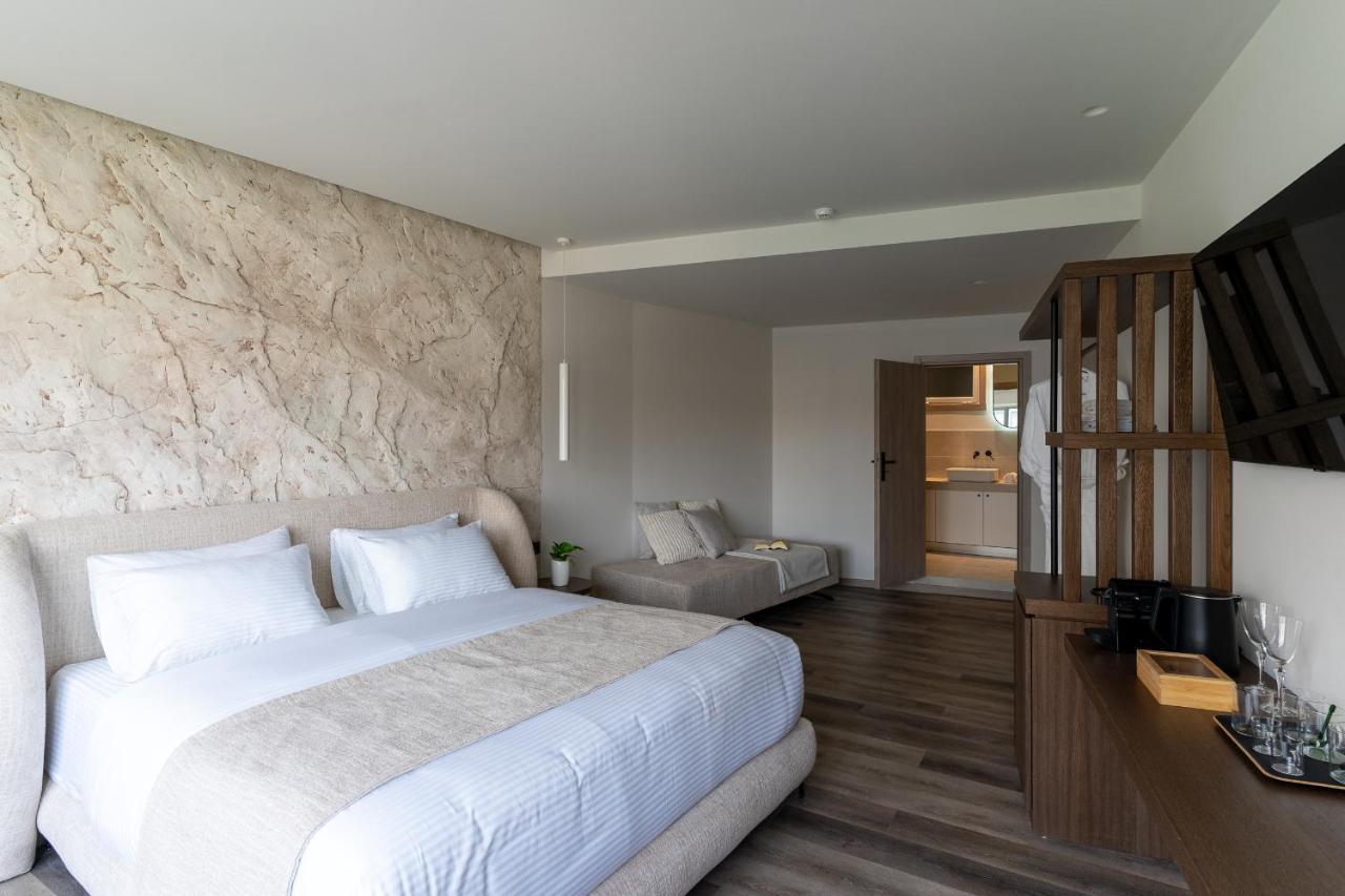Athens Design Suites Extérieur photo