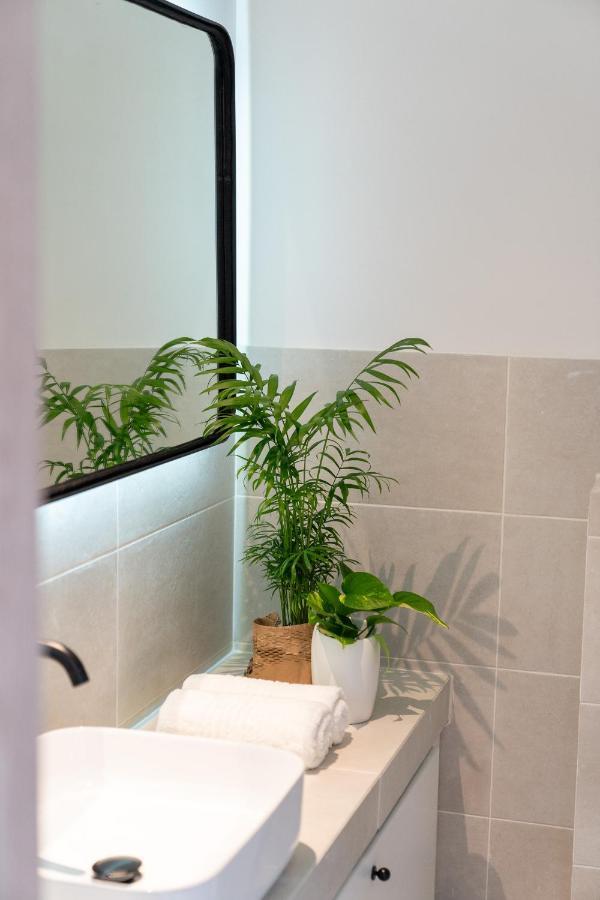 Athens Design Suites Extérieur photo